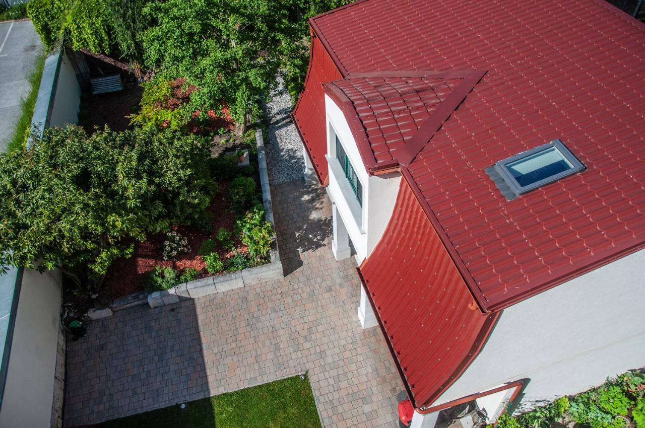 Entire House In The Center Of Ljubljana - Free Parking - Dragon Garden Pavilion Ljubljana Exterior photo